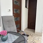 Modern Getaway For Two Ρόβινι