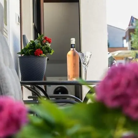 Modern Getaway For Two *