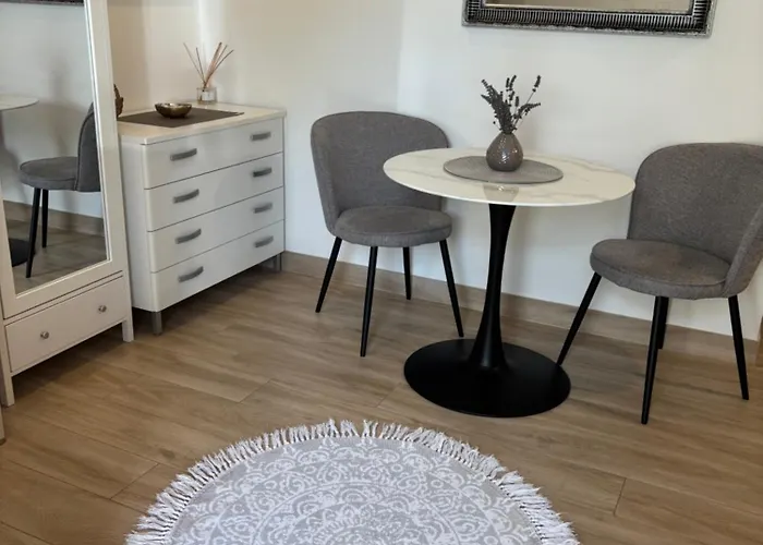 Apartamento Modern Getaway For Two *