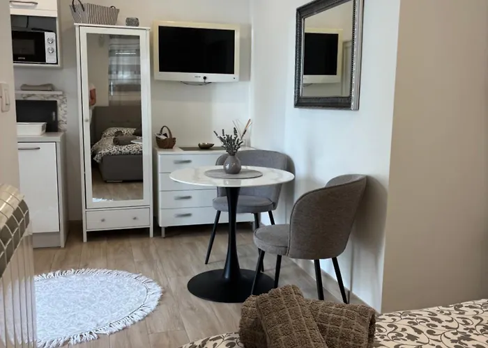 Modern Getaway For Two *