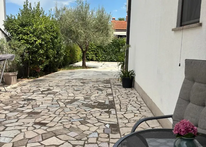 Apartamento Modern Getaway For Two