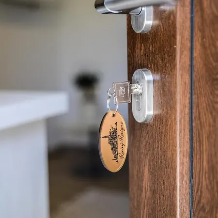 Modern Getaway For Two Διαμέρισμα *