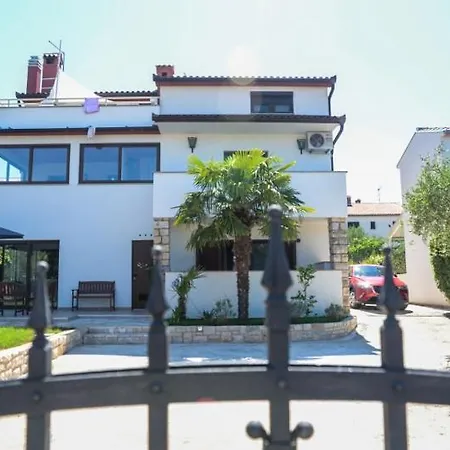 Modern Getaway For Two Apartament Rovinj