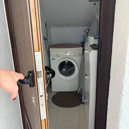 Modern Getaway For Two * Ровинь